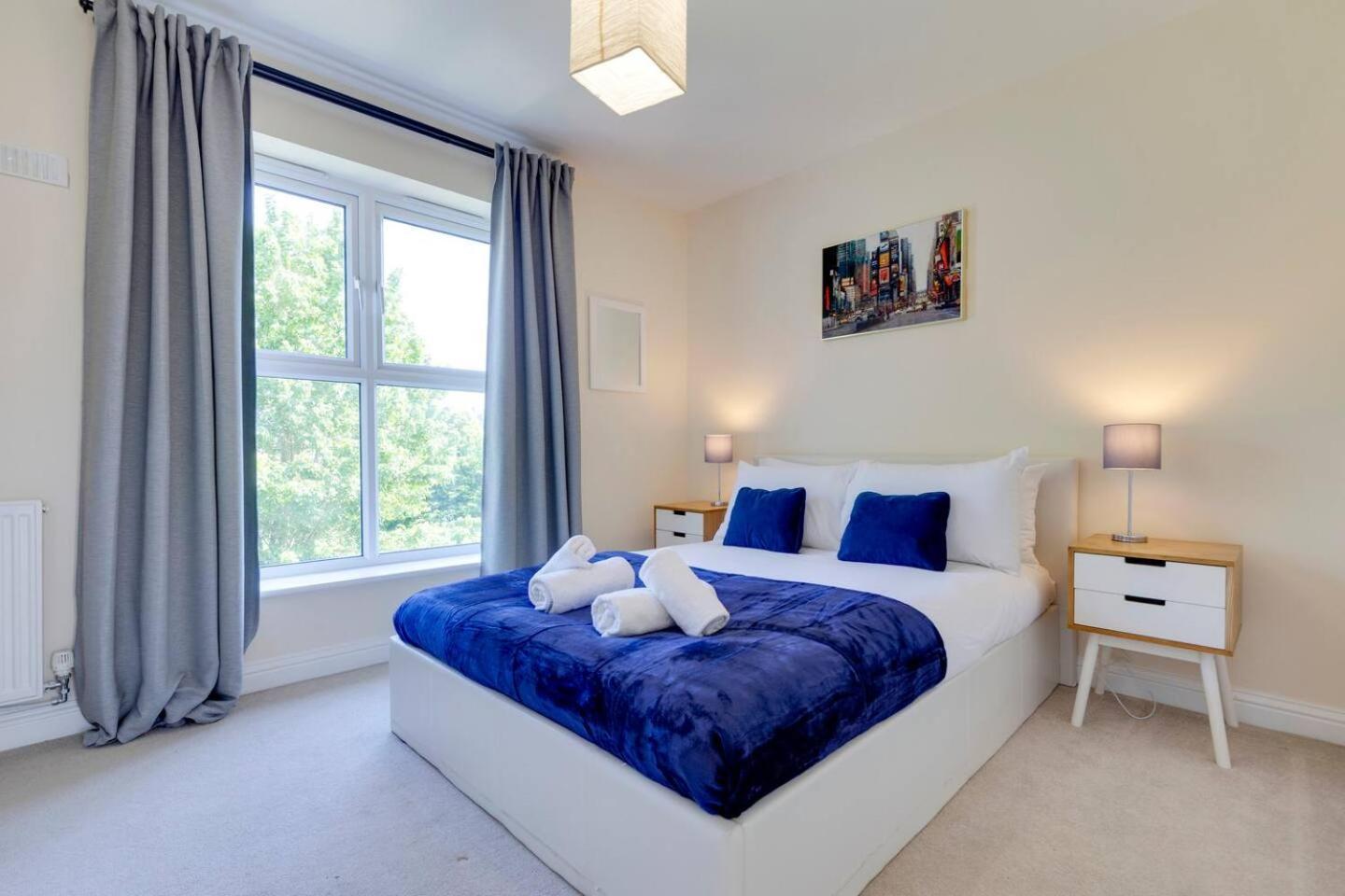 Rumah liburan Modern And Spacious Townhouse With Free Parking Pass The Keys Cambridge (Cambridgeshire)